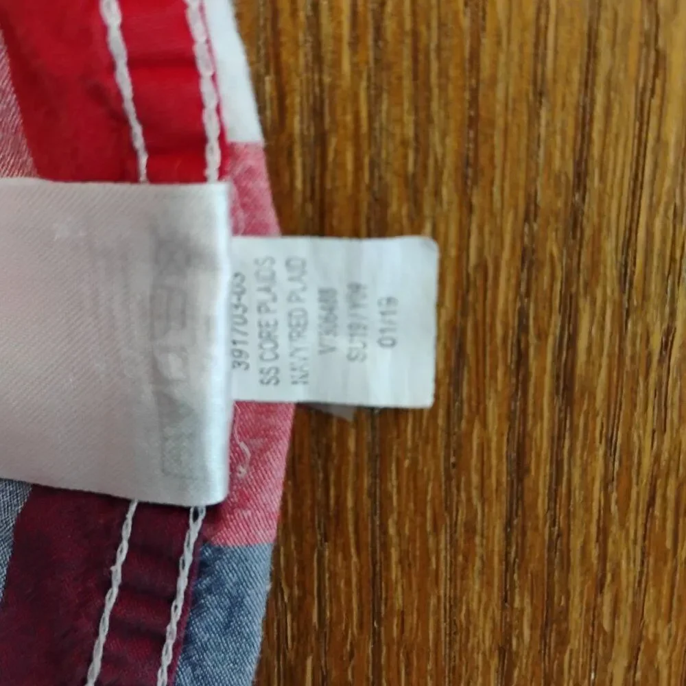Old Navy Red White Plaid Short Sleeve Button Down Shirt Size S